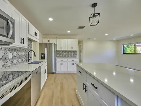 328 Sw 11th Avenue Delray Beach FL 33444