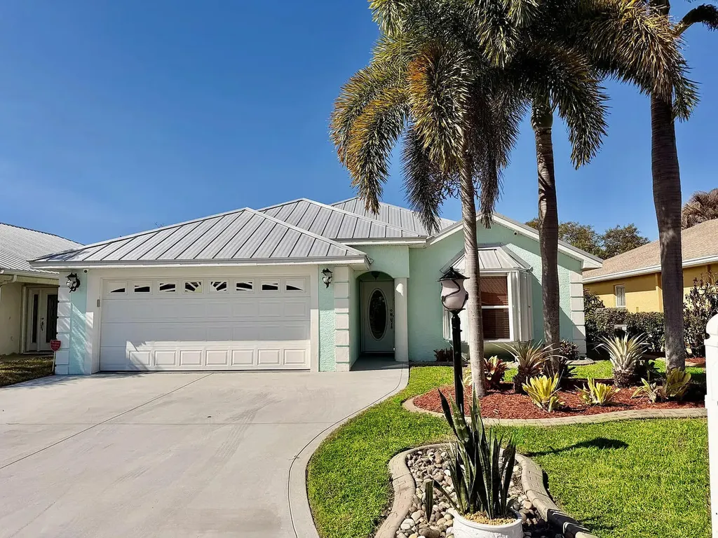 2595 Se 6th Avenue Okeechobee FL 34974