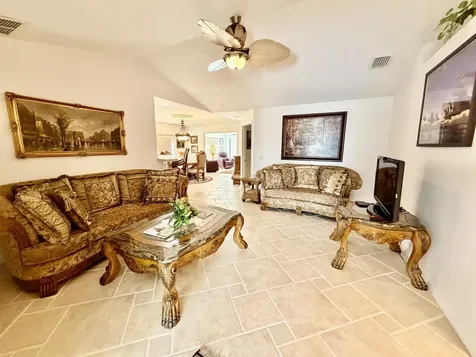 2595 Se 6th Avenue Okeechobee FL 34974