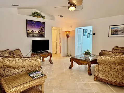 2595 Se 6th Avenue Okeechobee FL 34974