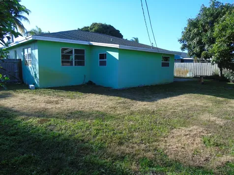 6902 S Plymouth Drive Lake Worth FL 33462
