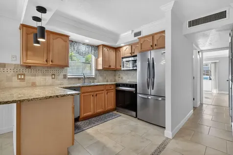 497 Brittany K Delray Beach FL 33446