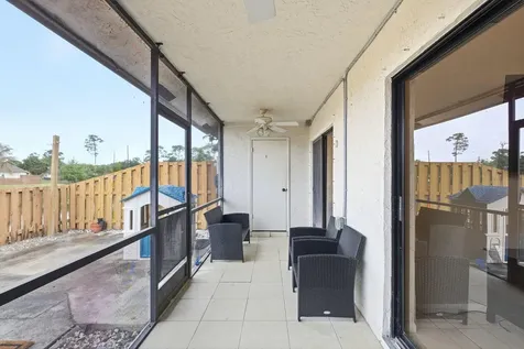 1060 Parkside Green Drive Greenacres FL 33415