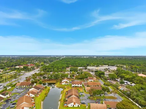 1060 Parkside Green Drive Greenacres FL 33415