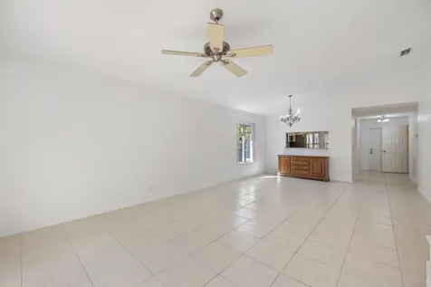 3800 Woodfield Drive Coconut Creek FL 33073