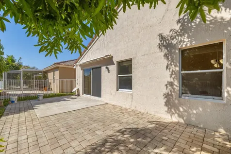 3800 Woodfield Drive Coconut Creek FL 33073