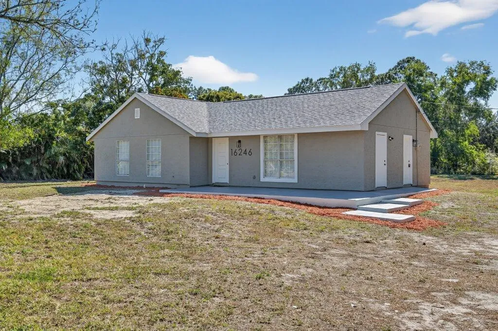 16246 E Cornwall Drive The Acreage FL 33470