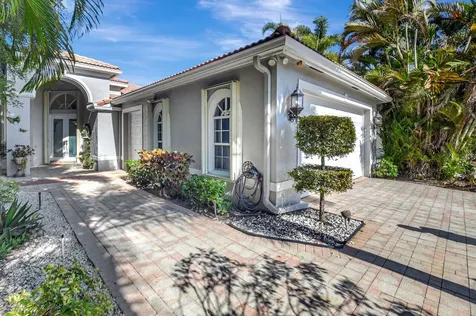 4022 Manchester Lake Drive Lake Worth FL 33449