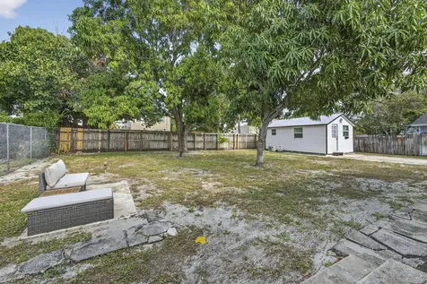 701 37th Street West Palm Beach FL 33407