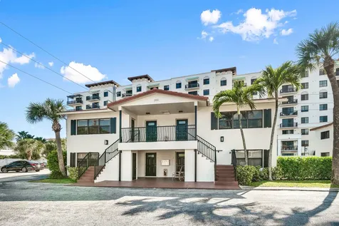 200 Sw 7th Street Boca Raton FL 33432