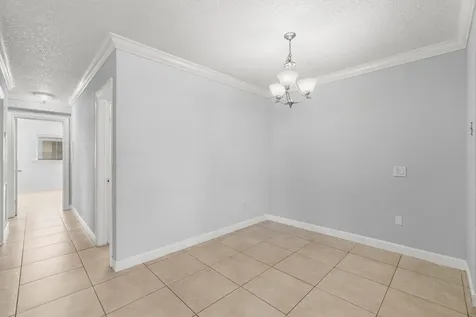 200 Sw 7th Street Boca Raton FL 33432
