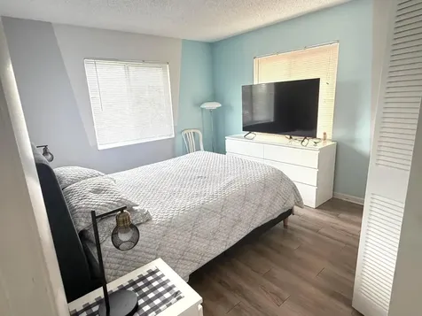 406 Lakeside Drive Margate FL 33063