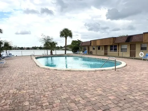 406 Lakeside Drive Margate FL 33063