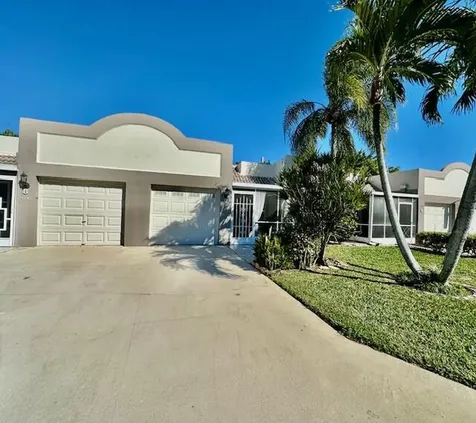 9245 Flynn Circle Boca Raton FL 33496