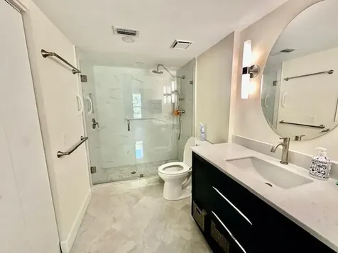 9245 Flynn Circle Boca Raton FL 33496