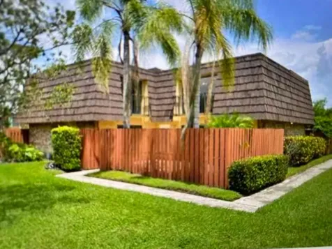 5742 Se Windsong Lane Stuart FL 34997