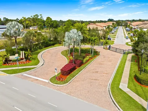 6830 Langdon Way Lake Worth FL 33463