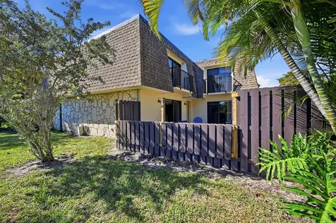 2913 Sw 22nd Circle Delray Beach FL 33445