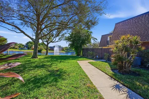 2913 Sw 22nd Circle Delray Beach FL 33445