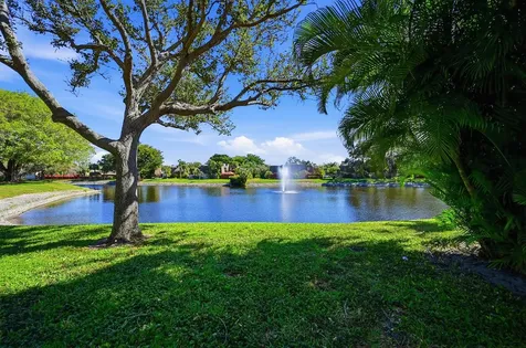 2913 Sw 22nd Circle Delray Beach FL 33445