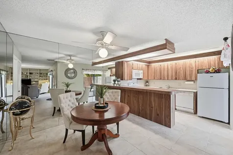 2913 Sw 22nd Circle Delray Beach FL 33445