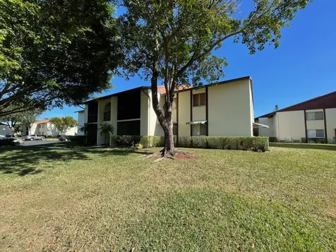 4988 Sable Pine Circle West Palm Beach FL 33417