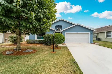 2800 Sw Montego Terrace Stuart FL 34997