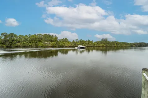 2800 Sw Montego Terrace Stuart FL 34997