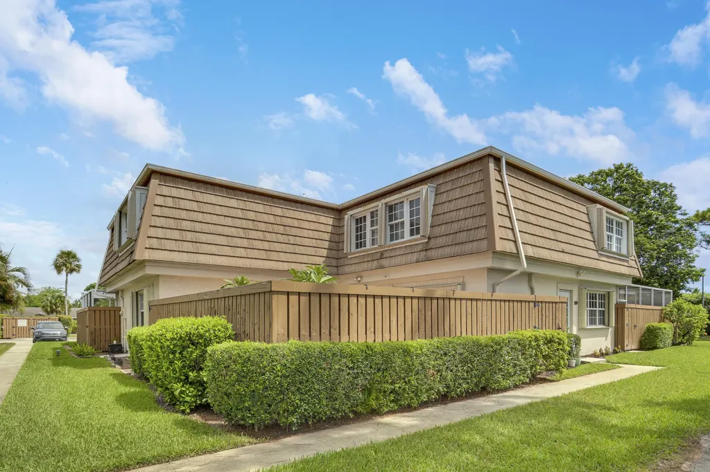 4280 Hazel Avenue Palm Beach Gardens FL 33410