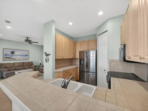 1805 Mariner Bay Boulevard Fort Pierce FL 34949