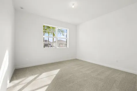 14499 Sw Woodford Way Port Saint Lucie FL 34987