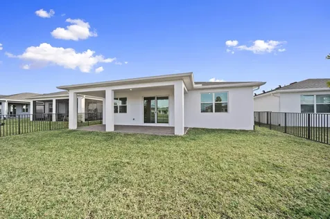 14499 Sw Woodford Way Port Saint Lucie FL 34987