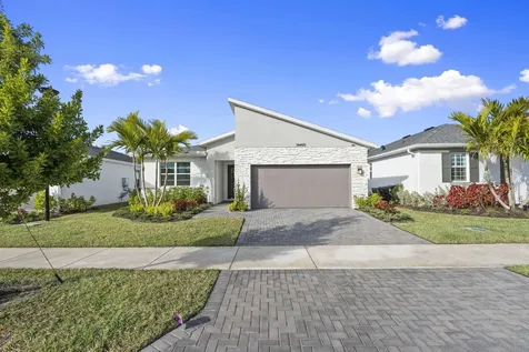14499 Sw Woodford Way Port Saint Lucie FL 34987