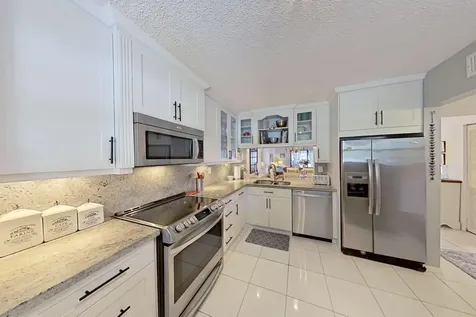 12871 Briarlake Drive Palm Beach Gardens FL 33418