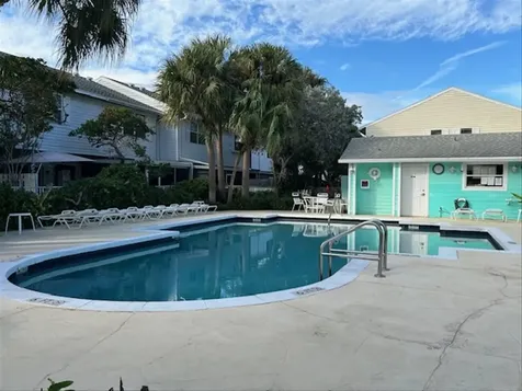 2593 Ne 15th Street Pompano Beach FL 33062