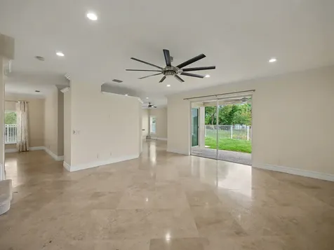5884 NW 49th Lane Coconut Creek FL 33073