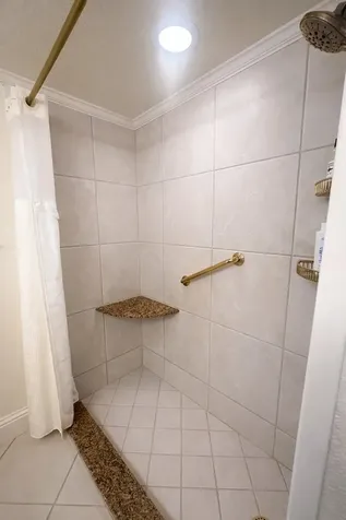 20 Colonial Club Drive Boynton Beach FL 33435