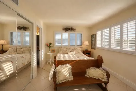 20 Colonial Club Drive Boynton Beach FL 33435