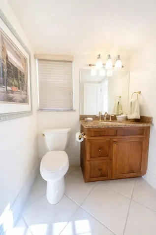 20 Colonial Club Drive Boynton Beach FL 33435