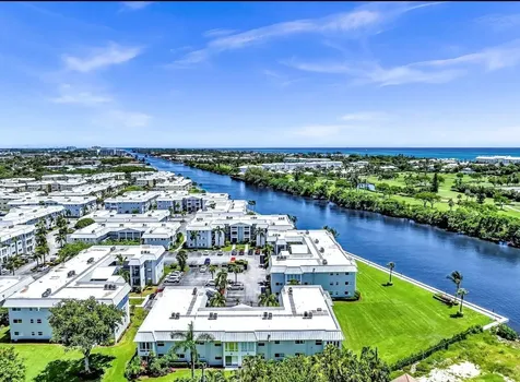 20 Colonial Club Drive Boynton Beach FL 33435