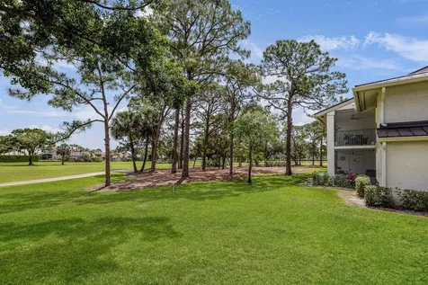 12926 Briarlake Drive Palm Beach Gardens FL 33418