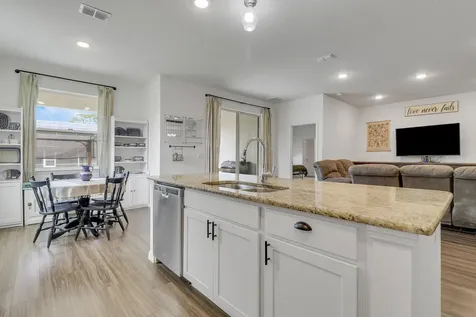 1302 Se Naples Lane Port Saint Lucie FL 34983