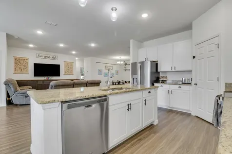 1302 Se Naples Lane Port Saint Lucie FL 34983