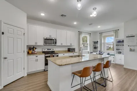 1302 Se Naples Lane Port Saint Lucie FL 34983