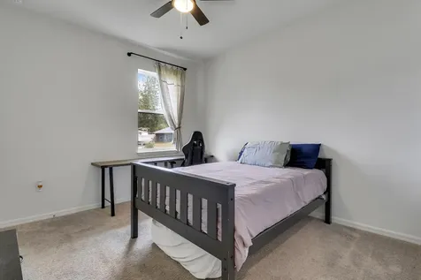 1302 Se Naples Lane Port Saint Lucie FL 34983