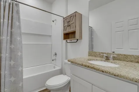1302 Se Naples Lane Port Saint Lucie FL 34983