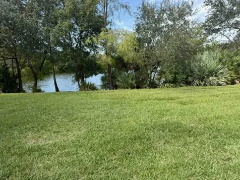1890 Se Interlachen Drive Port Saint Lucie FL 34952
