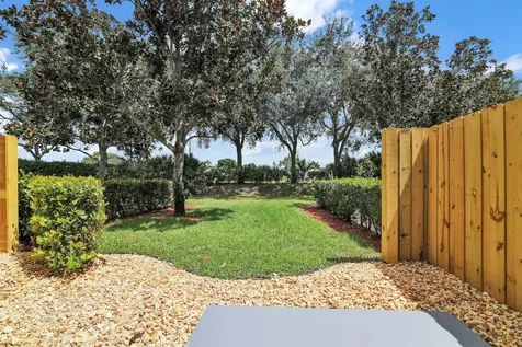 6599 Old Farm Trail Boynton Beach FL 33437