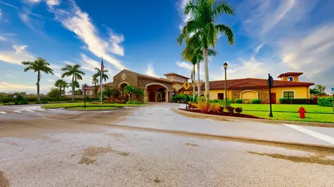 10127 Sw Cypress Wood Court Port Saint Lucie FL 34987