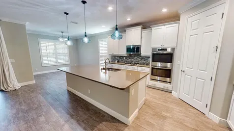 10127 Sw Cypress Wood Court Port Saint Lucie FL 34987